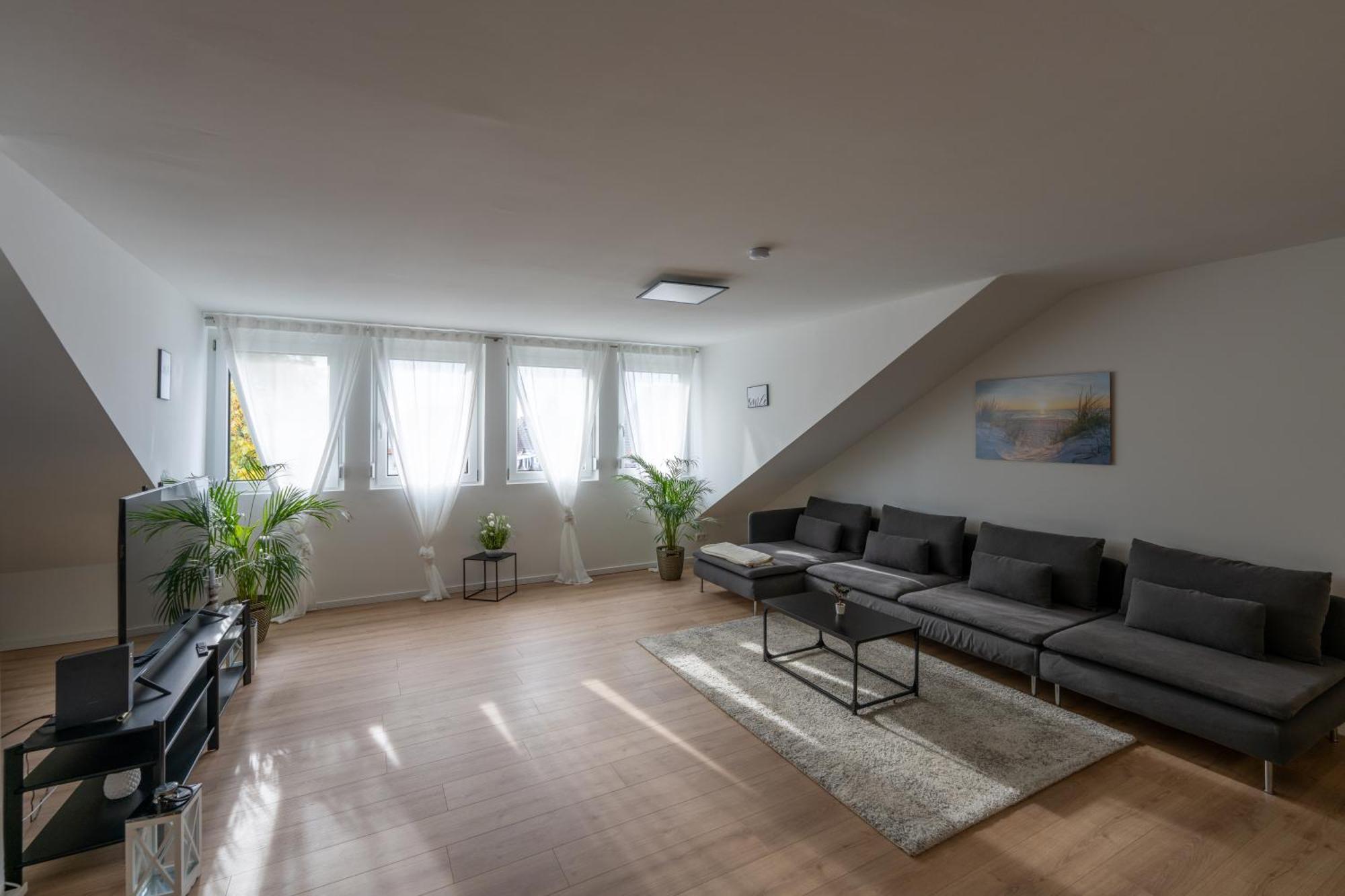 Apartment Im Dachgeschoss Plankstadt Εξωτερικό φωτογραφία