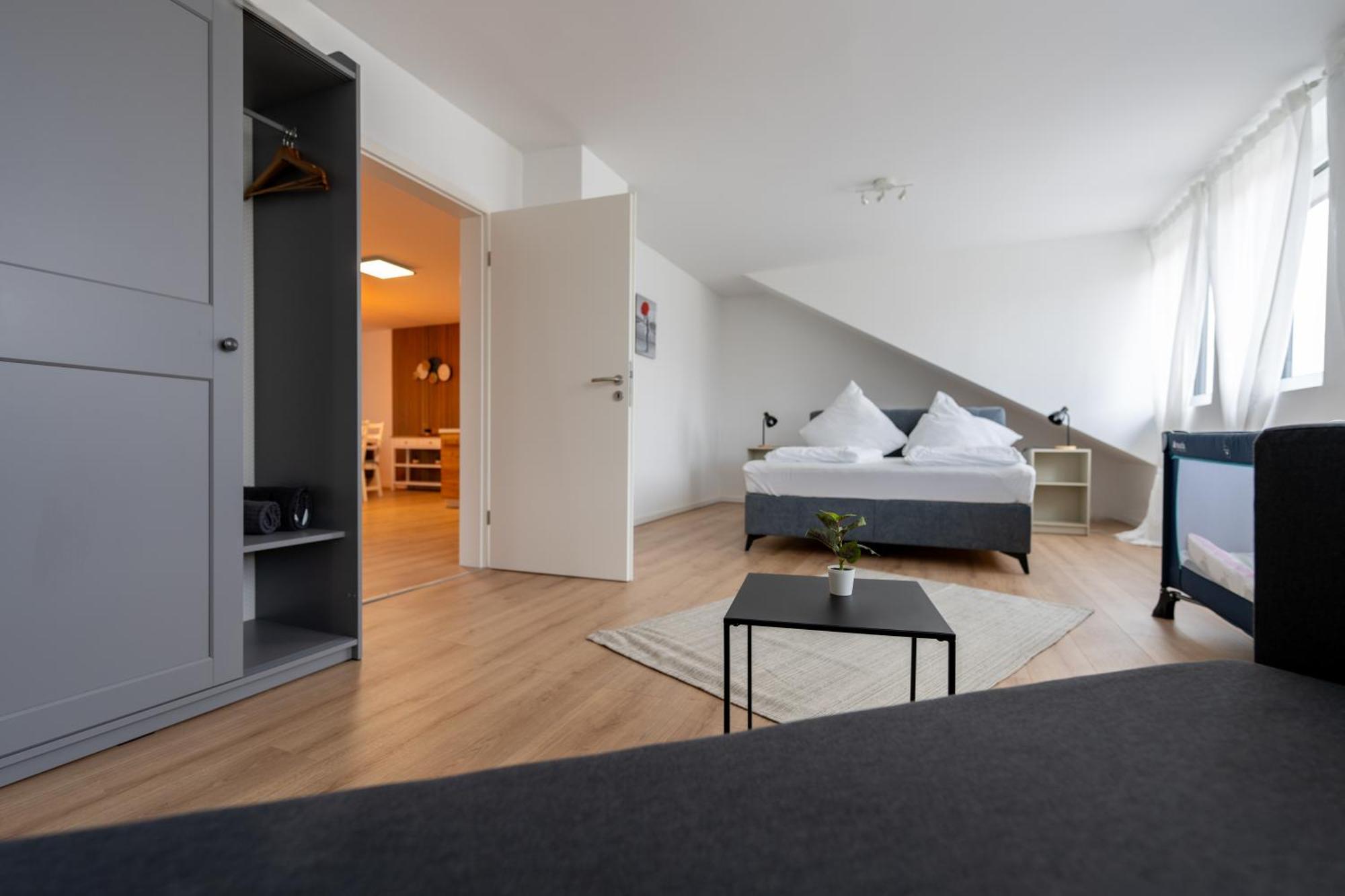 Apartment Im Dachgeschoss Plankstadt Εξωτερικό φωτογραφία