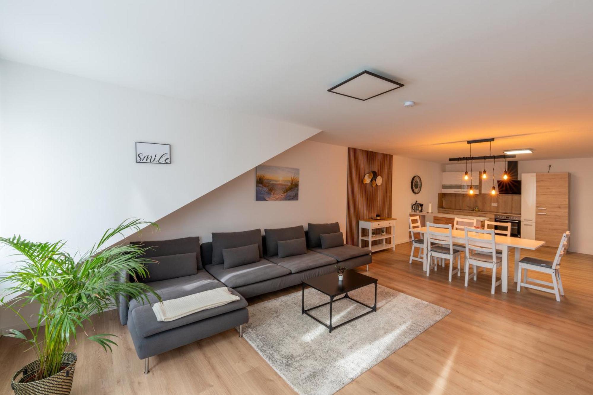 Apartment Im Dachgeschoss Plankstadt Εξωτερικό φωτογραφία